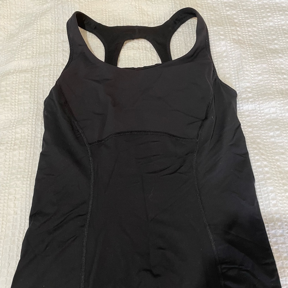 Lululemon tank